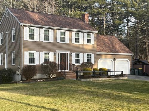 612 Central St, Burrillville, RI 02839 exterior