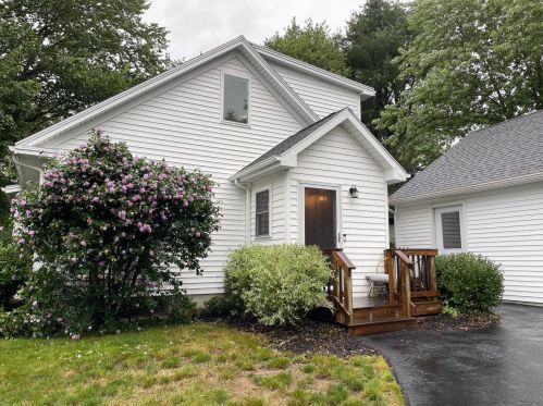 69 Maple Ave, Scarborough, ME 04074 exterior