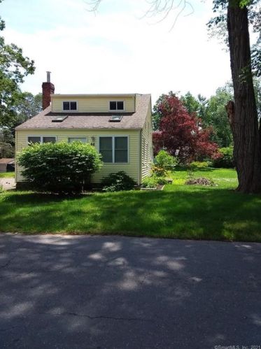 66 Wangumbaug Dr, Coventry, CT 06238 exterior