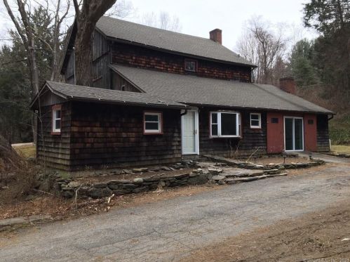 35 Litchfield Tpke, Washington Depot, CT 06777 exterior