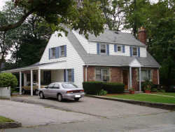 406 Cherry St, Newton, MA 02465 exterior