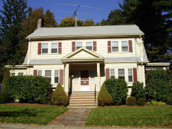 23 Locksley Rd, Newton, MA 02459 exterior