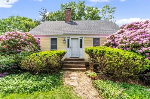 20 Old Pine Island Rd, Newbury, MA 01951 exterior