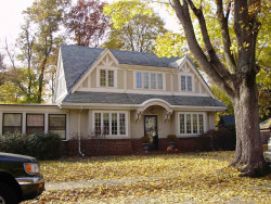 34 Morton Rd, Newton, MA 02459 exterior