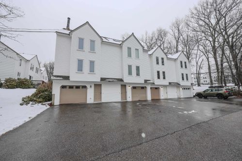 5 Windemere Way, Nashua, NH 03063 exterior