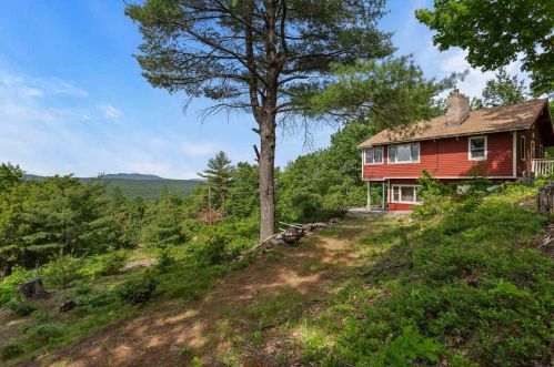 260 Maplewold Rd, Weare, NH 03281 exterior