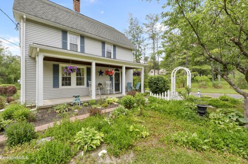 150 Fairview St, Lee, MA 01238 exterior