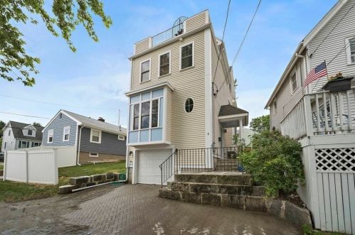 5 Waumbeck St, Quincy, MA 02171 exterior