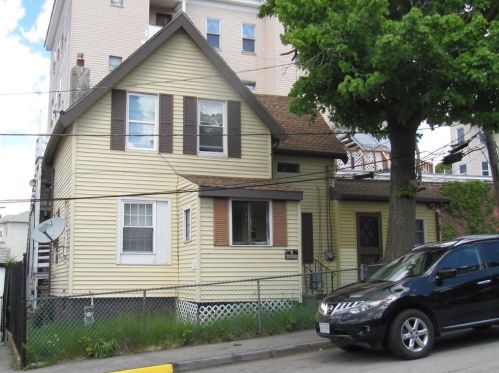 83 Richland St, Worcester, MA 01610 exterior