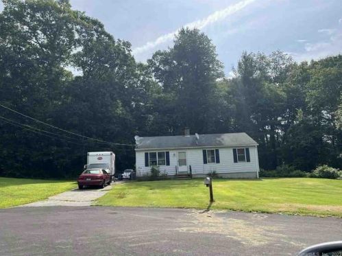 38 Clover Ct, Killingly, CT 06241 exterior