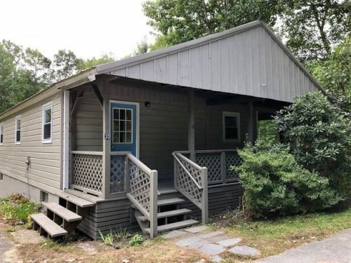 30 State Rd, Erving, MA 01344 exterior