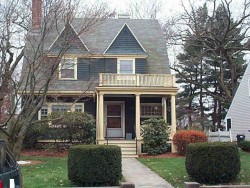 428 Wolcott St, Newton, MA 02466 exterior