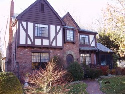 17 Sunset Rd, Newton, MA 02458 exterior
