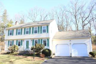4 Sunny Meadow Ln, Westford, MA 01886 exterior