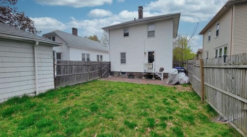 118 Modena Ave, Providence, RI 02908 exterior