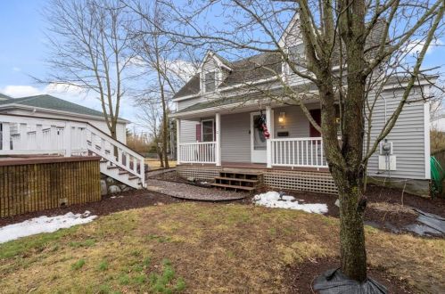 21 Knight St, Coventry, RI 02816 exterior