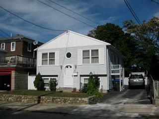 209 Salina St, Providence, RI 02908 exterior