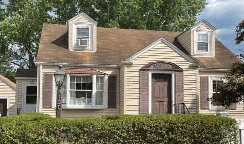 120 Beech St, Woonsocket, RI 02895 exterior