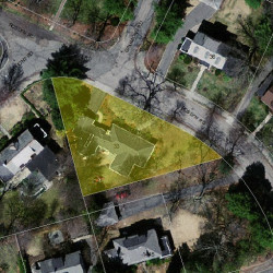 33 Roslyn Rd, Newton, MA 02468 aerial view