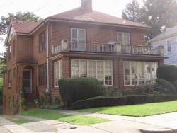 35 Algonquin Rd, Roxbury-Xing, MA 02467 exterior