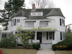 26 Page Rd, Newton, MA 02460 exterior