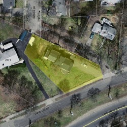 2163 Commonwealth Ave, Newton, MA 02466 aerial view