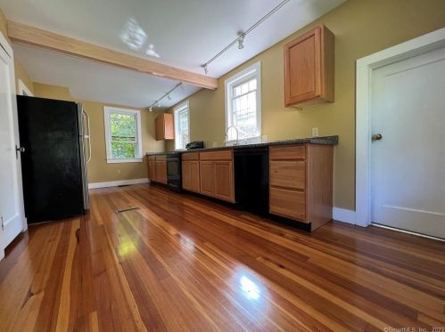 169 Pomfret St, Pomfret Center, CT 06259 exterior
