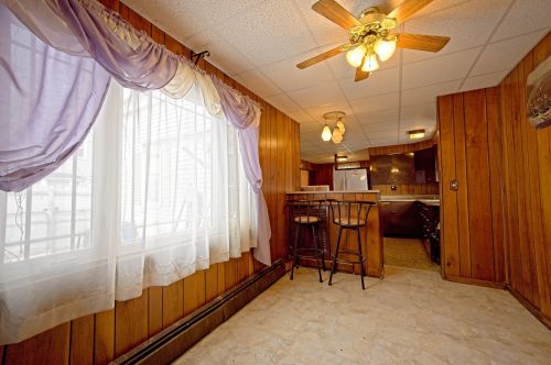 5 Temple Pl, Nashua, NH 03060 exterior