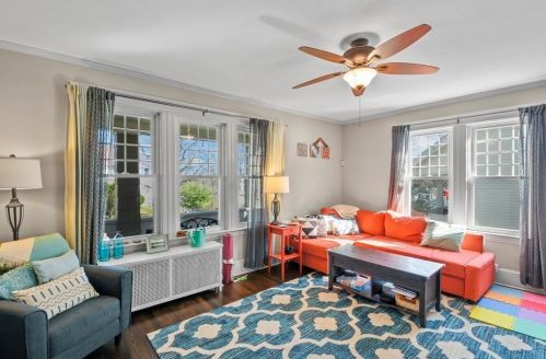 30 Hadwen Ln, Worcester, MA 01602 exterior