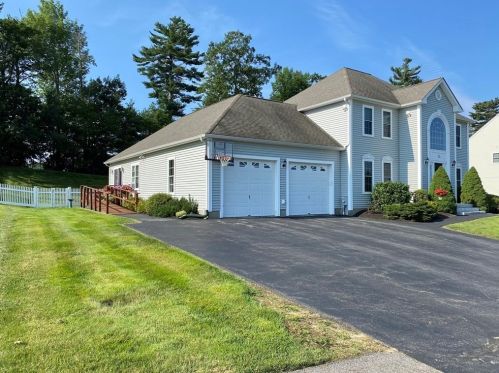 33 Brunelle Dr, Rutland, MA 01543 exterior