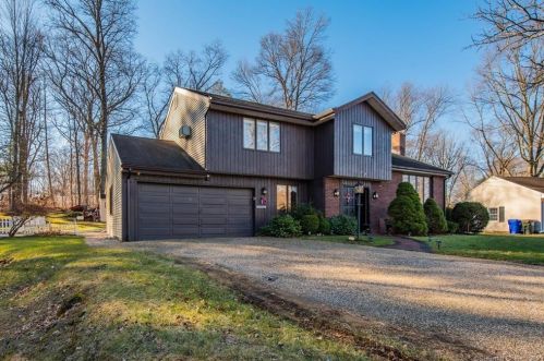 48 Scenic Dr, Southington, CT 06489 exterior