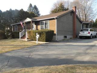 142 Ward Ave, Moosup, CT 06354 exterior