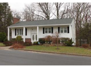 4 Carriage Dr, Lincoln, RI 02865 exterior