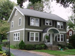 21 Arapahoe Rd, Newton, MA 02465 exterior