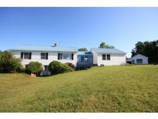 1805 Bartlett Hill Rd, Madonna, VT 05464 exterior