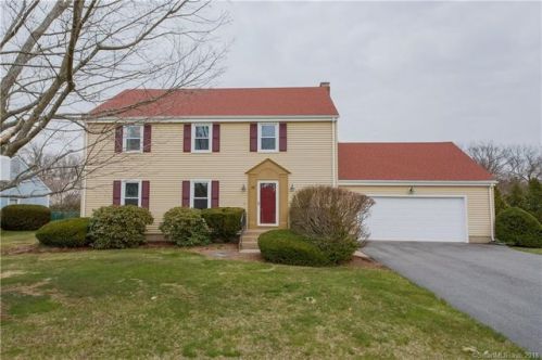 16 Harvest Hl, Hartford, CT 06109 exterior