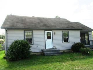 11 Sunnieside Dr, Niantic, CT 06357 exterior