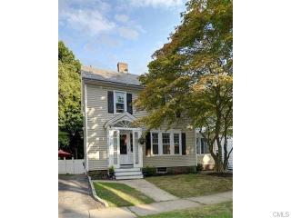 135 Moody Ave, Fairfield, CT 06825 exterior