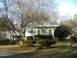 11 Edgefield Rd, Newton, MA 02468 exterior
