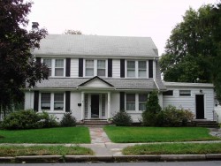 1935 Beacon St, Newton, MA 02468 exterior