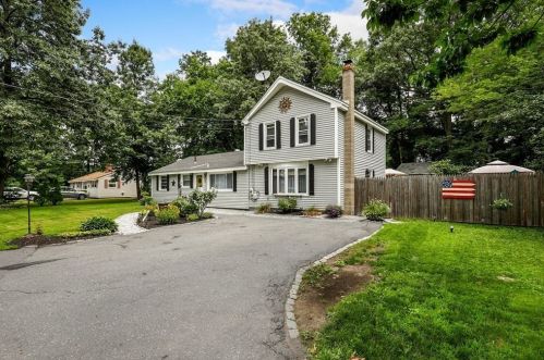 18 Gloria Ave, Dracut, MA 01826 exterior