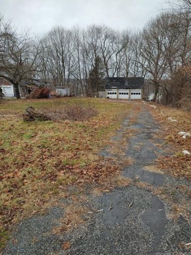 12 Elm St, Ansonia, CT 06401 exterior