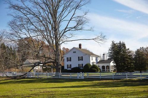 253 Stanley Rd, Upper-Stepney, CT 06468 exterior
