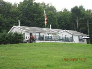 652 Titus Hill Rd, Columbia, NH 03576 exterior