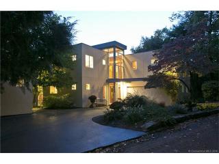 120 Deepwood Dr, New Haven, CT 06517 exterior