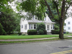 52 Cherry St, Newton, MA 02465 exterior