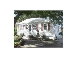 301 Samuel Gorton Ave, Warwick, RI 02889 exterior