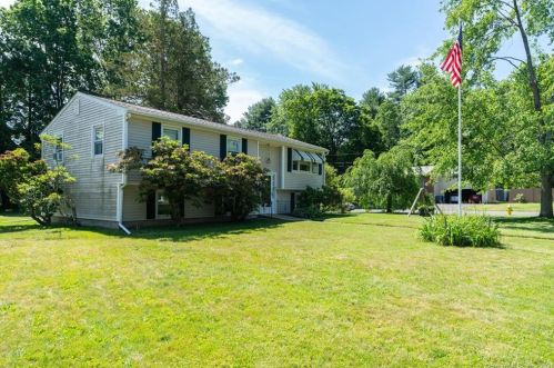 15 Woodside Ln, Plainville, CT 06062 exterior