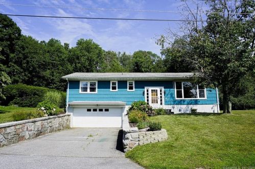 55 Putnam St, Torrington, CT 06790 exterior