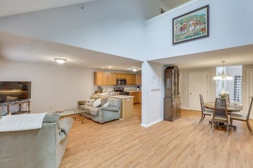 60 Pine Hill Blvd, Mashpee, MA 02649 exterior
